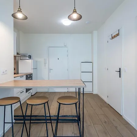 M001 Agreable T2 En Centre Annemasse